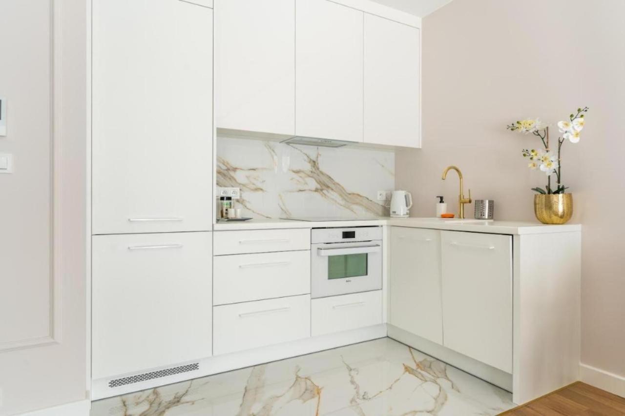 Lägenhet Apartament Mennica - Golden - Comfortable And Stylish